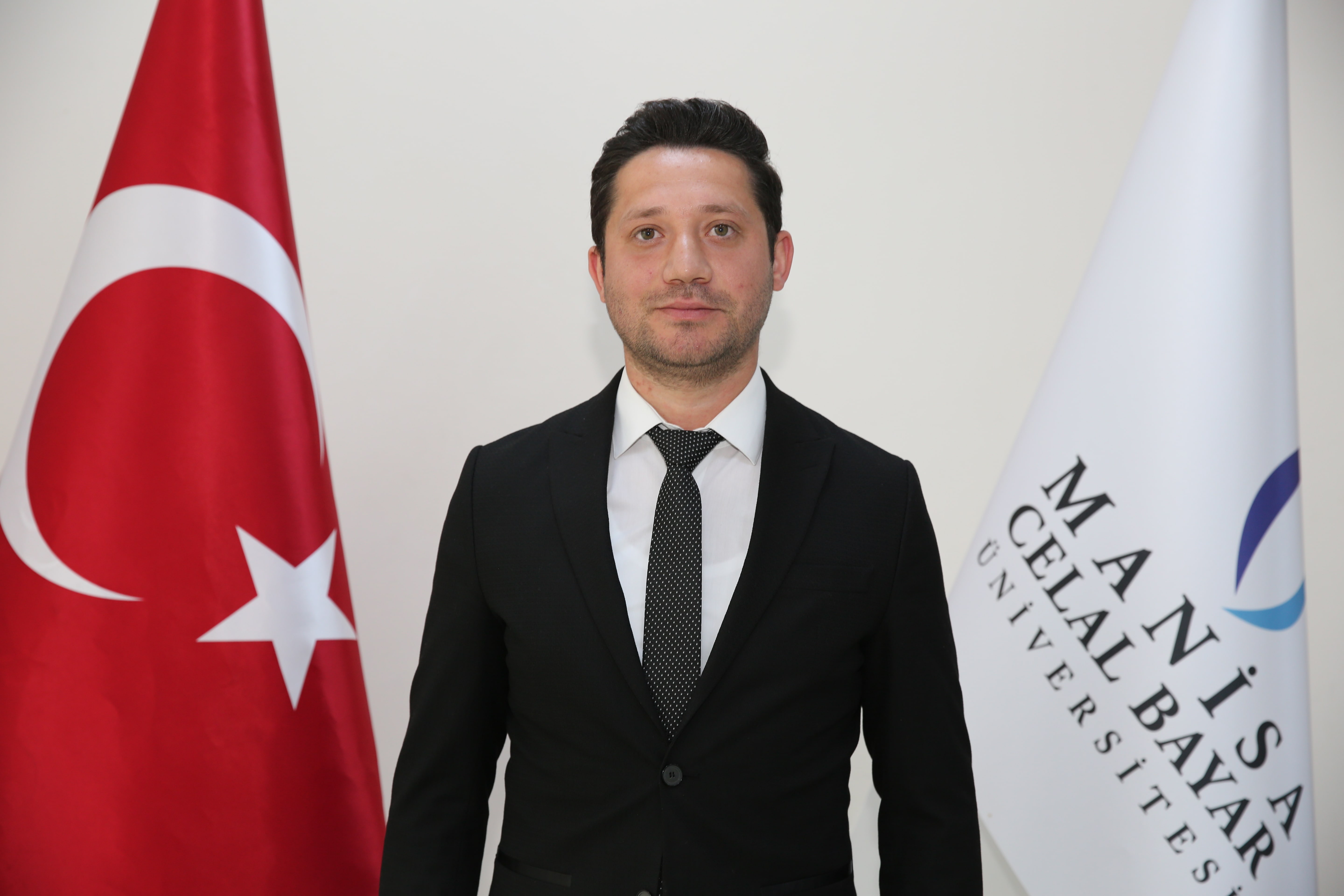 Öğretim Üyesi Resmi